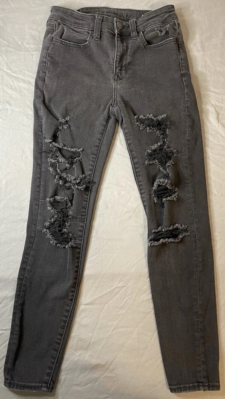 American Eagle Hi-Rise Jegging Black Distressed Ripped Jeans Size 2 Short